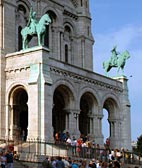 Карл Великий и Жанна д'Арк на портике Сакре-Кёр